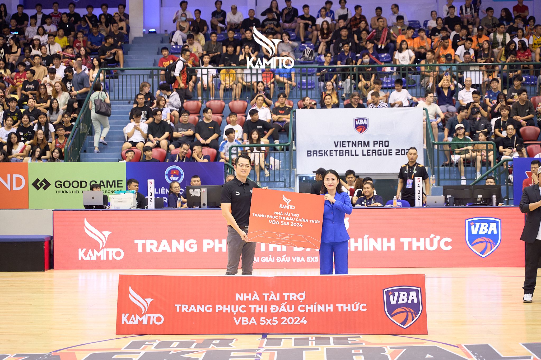 KAMITO BẮT TAY VBA CHÍNH THỨC TRỞ THÀNH NHÀ TÀI TRỢ TRANG PHỤC MÙA GIẢI VBA 5x5 2024
