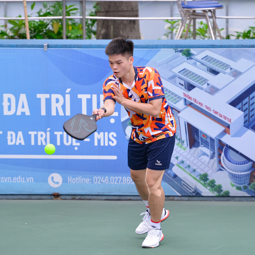 BÍ QUYẾT THÀNH CÔNG TRONG PICKLEBALL VỚI KỸ THUẬT VOLLEY