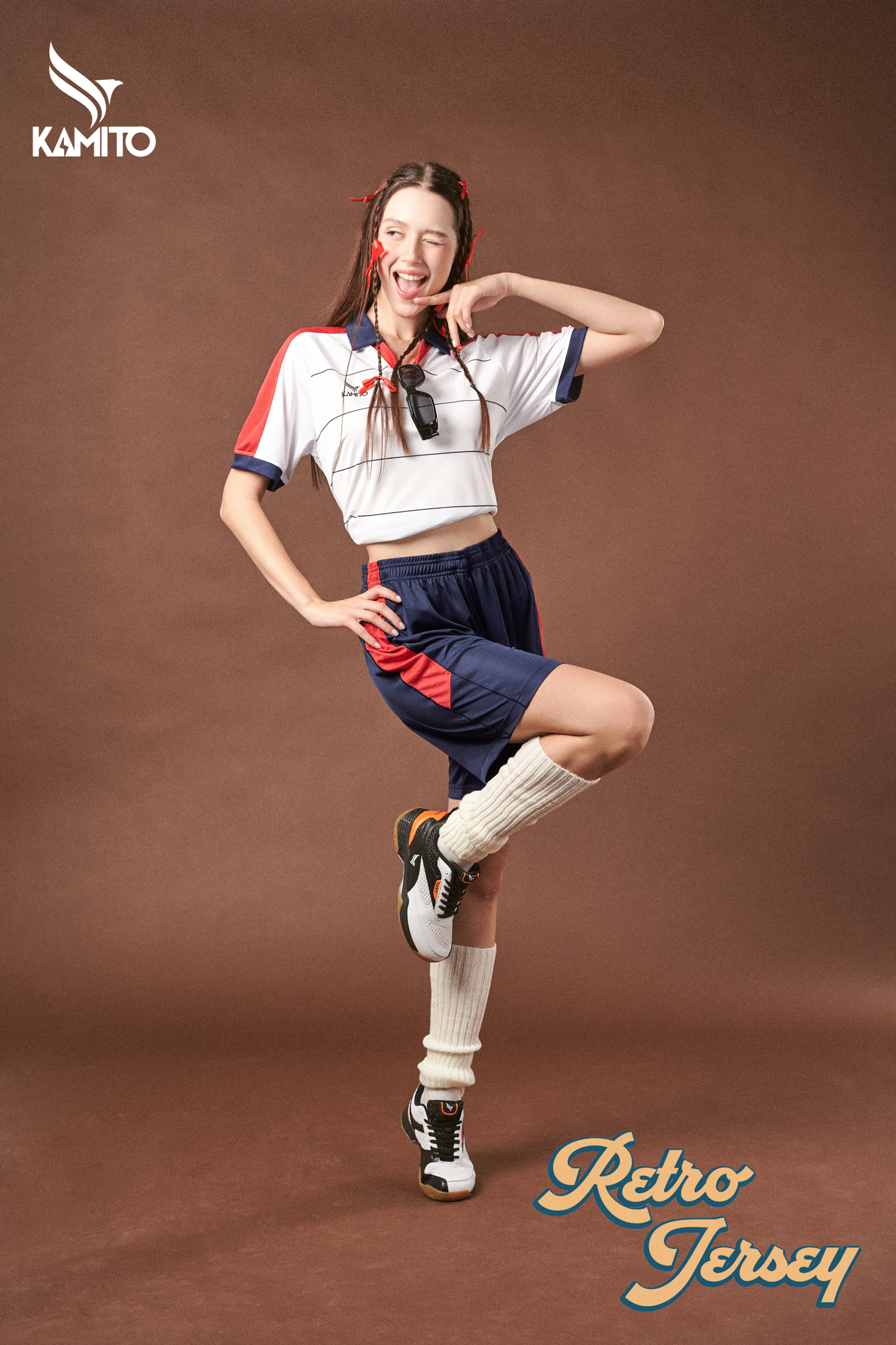 THE THREE LIONS 2004 - ĐỘC ĐÁO VÀ THỜI THƯỢNG