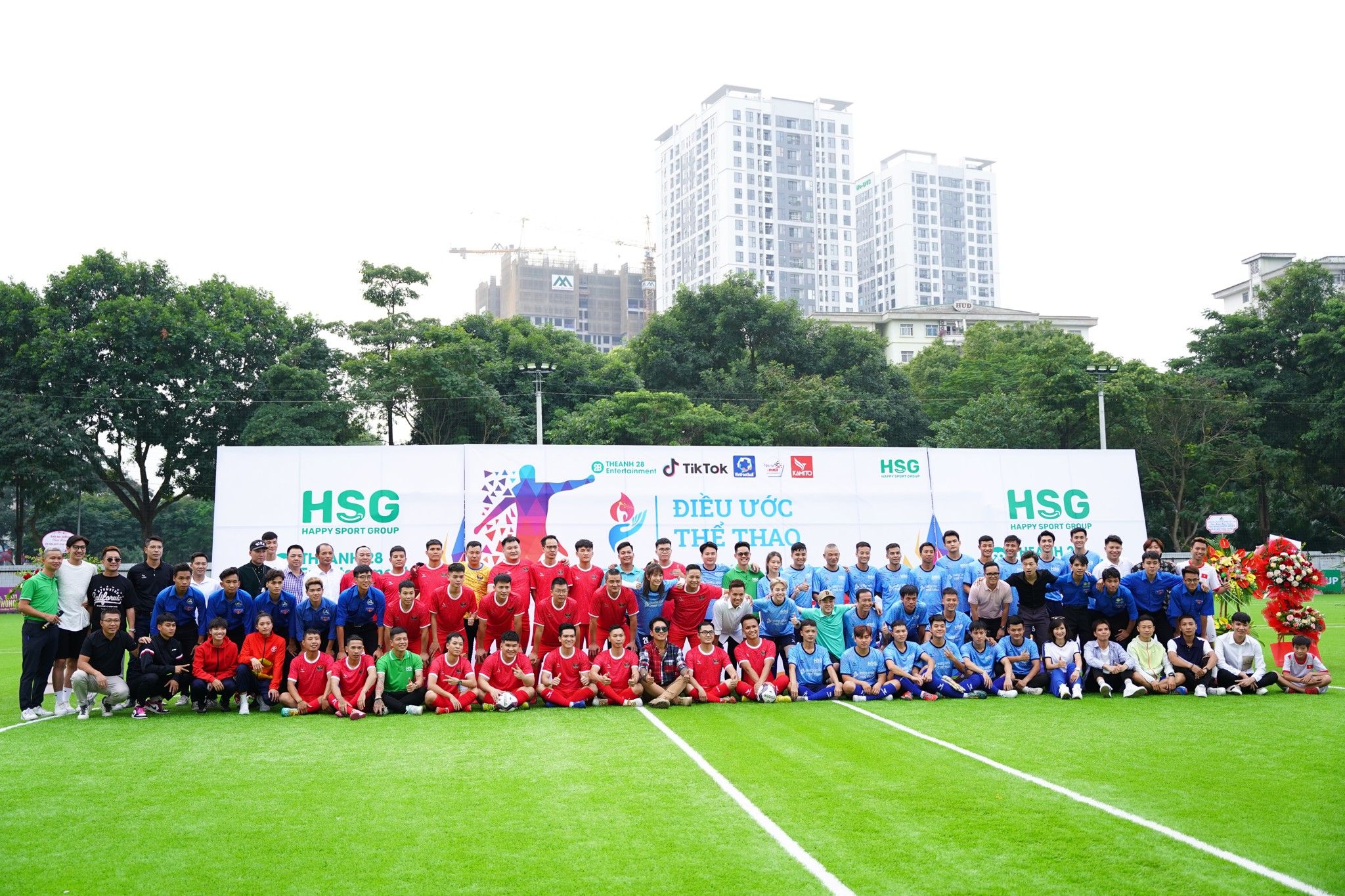 FC KAMITO gặp FC Điều ước Thể thao trong trận đấu gây quỹ ủng hộ các hoàn cảnh thể thao khó khăn