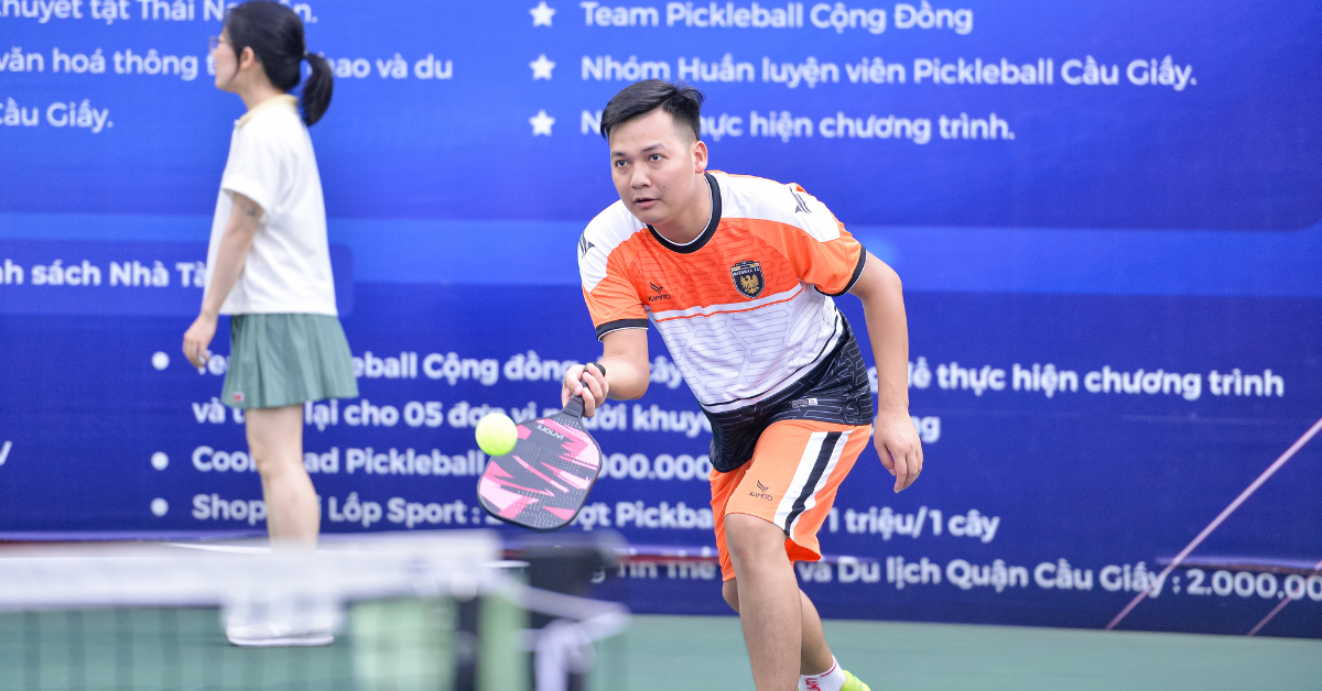 Cách chọn quần áo Pickleball phù hợp và thời trang