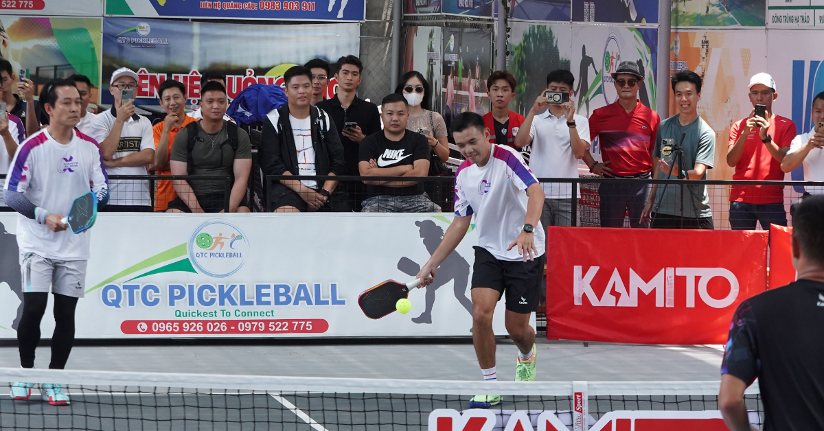 Cách thực hiện kỹ thuật Forehand Flick Pickleball đơn giản