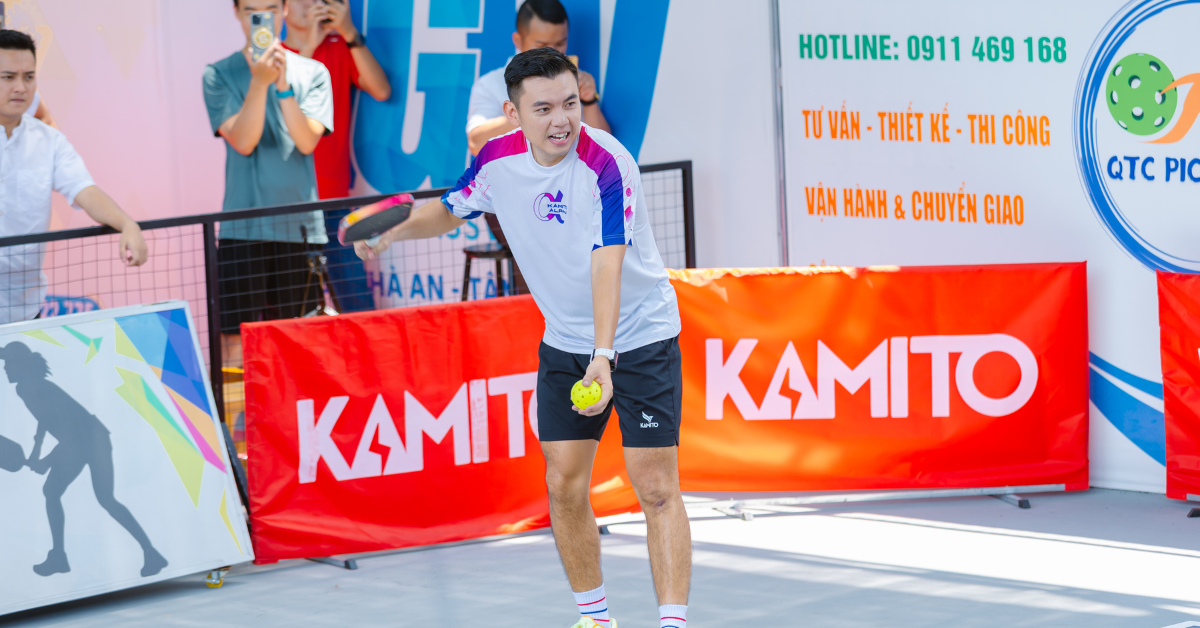 Cách thực hiện kỹ thuật Forehand Flick Pickleball đơn giản