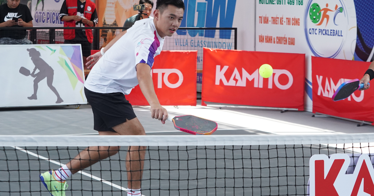 Bí Quyết Làm Chủ Kỹ Thuật Backhand Trong Pickleball