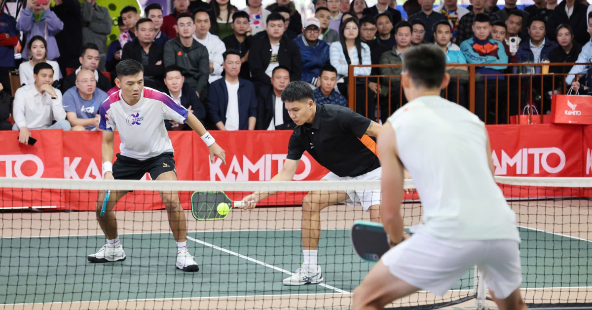 Cách thực hiện Lob phòng thủ Pickleball hiệu quả nhất 2025