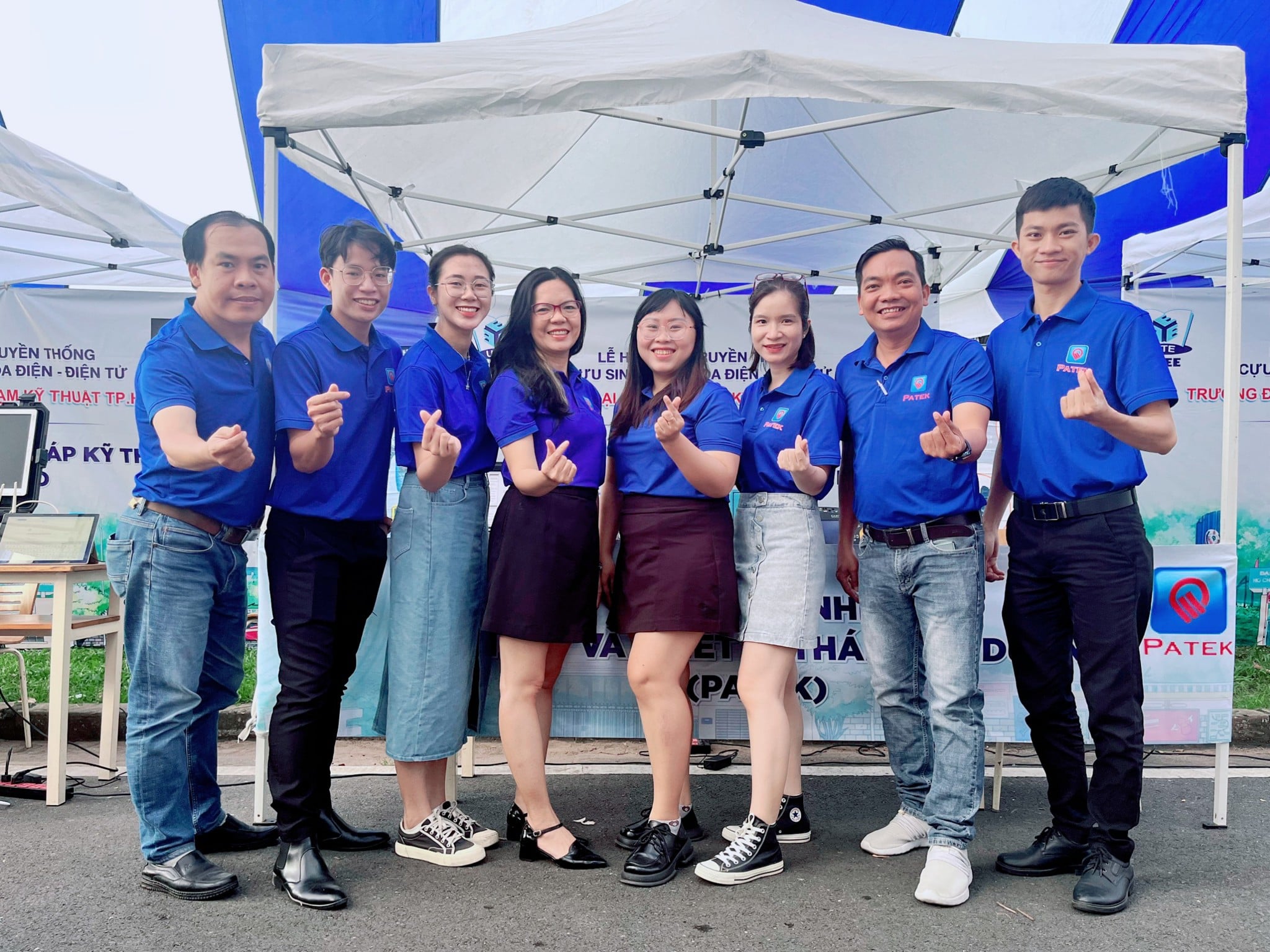 HỌP MẶT TRUYỀN THỐNG CỰU SINH VIÊN KHOA ĐIỆN ĐIỆN TỬ TẠI ĐH SƯ PHẠM KĨ THUẬT TPHCM
