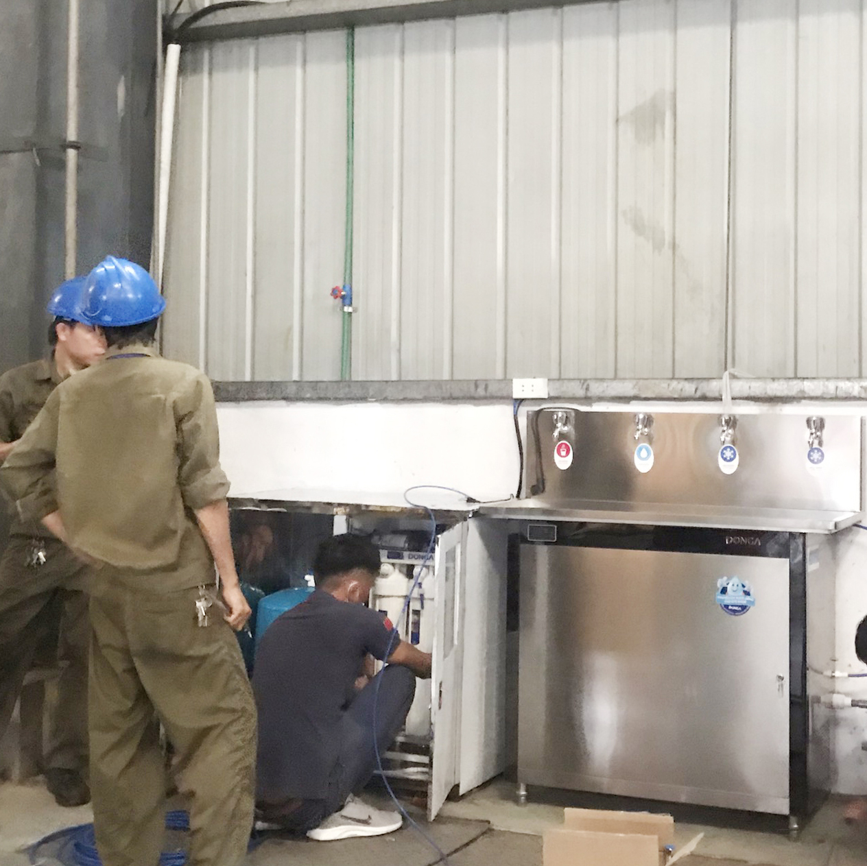 Tập đoàn sản xuất ống đồng HAILIANG lựa chọn máy lọc nước nóng lạnh công nghiệp DONGA