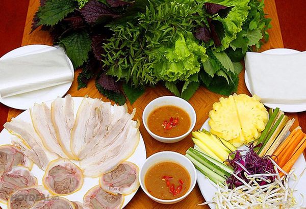 Bánh tráng cuốn thịt heo