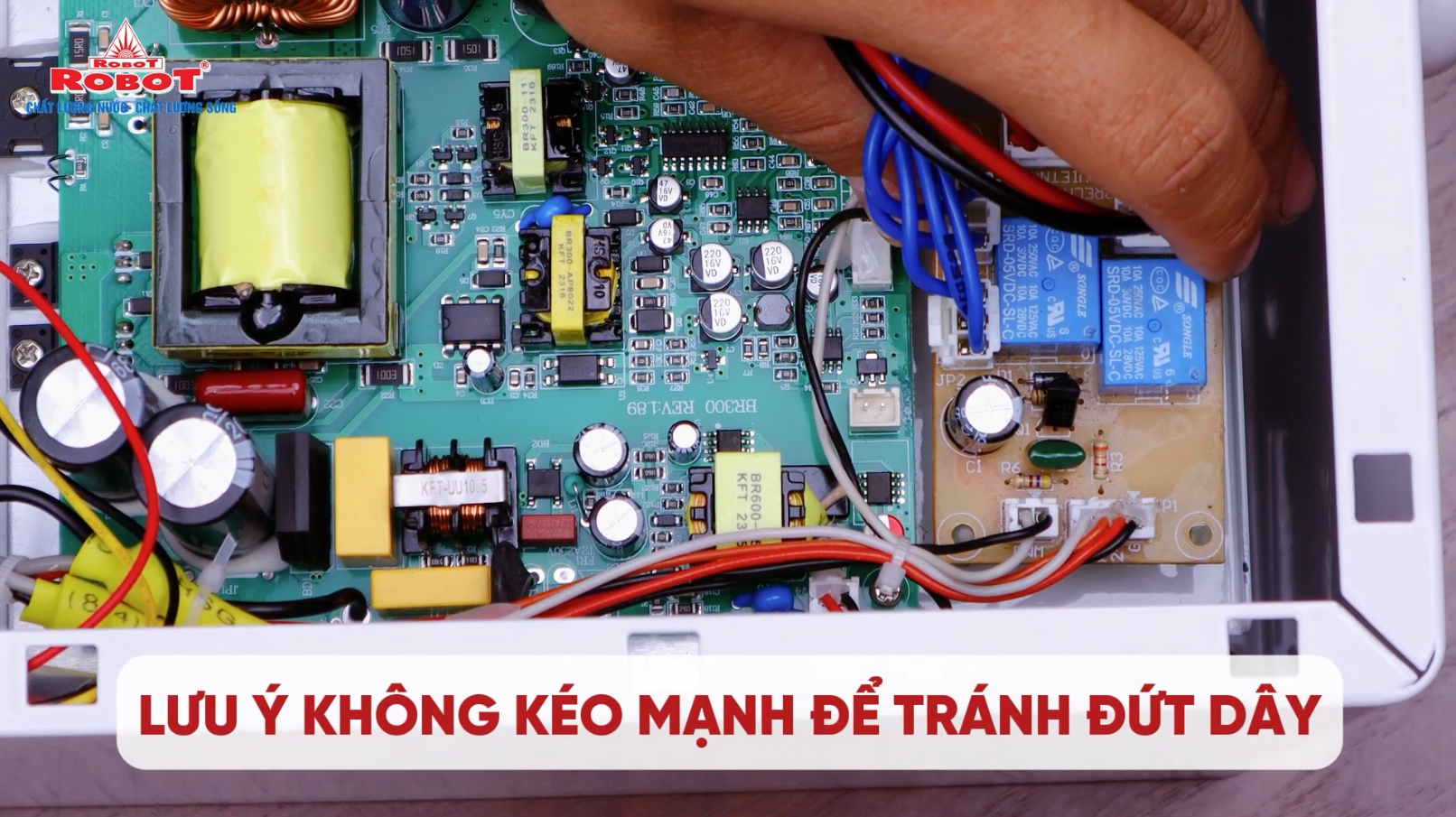 Hướng dẫn thay thế bo mạch đảo cực trên máy lọc nước điện giải ion kiềm ROBOT ionMega