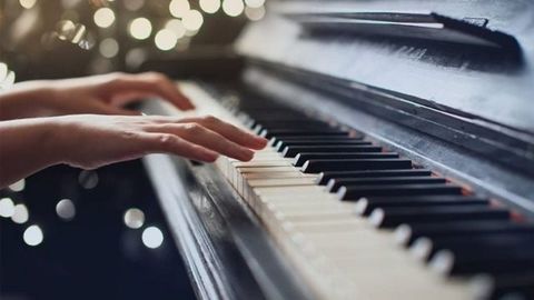 5 MẸO ĐỂ CẢI THIỆN KHẢ NĂNG CHƠI PIANO BẰNG TAY TRÁI
