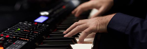 Cách tăng sự nhạy bén cho ngón tay khi chơi Piano