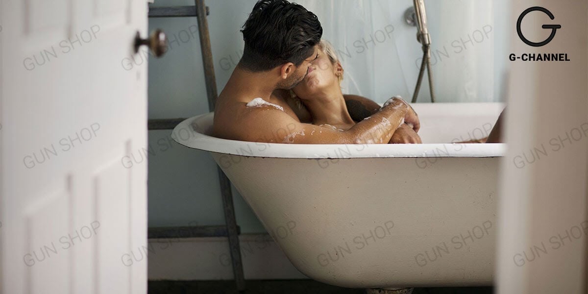 Các tư thế quan hệ trong nhà tắm “lâu ra” cực phê