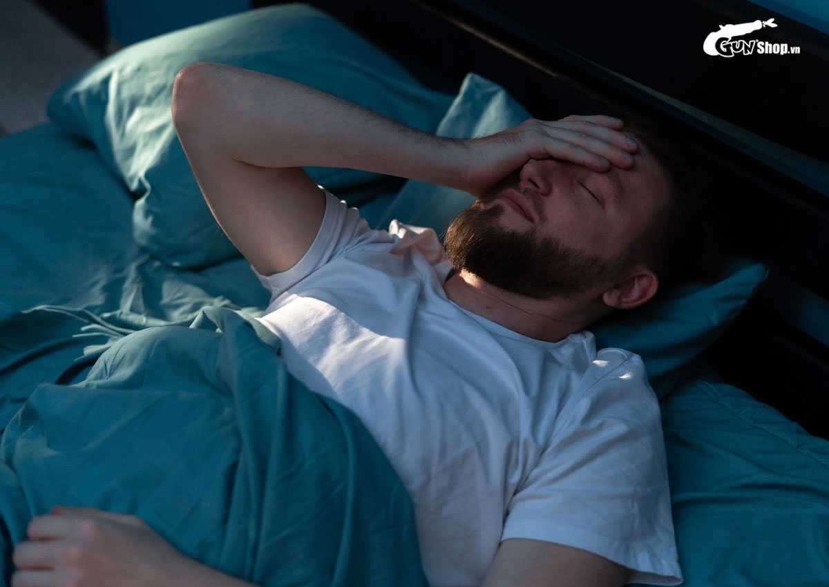 Ra mồ hôi trộm khi ngủ ở nam giới