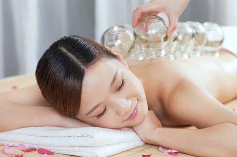 5 tác dụng của giác hơi có thể bạn chưa biết