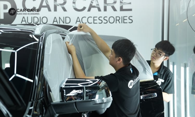 Hình ảnh thực tế dán PPF xe hơi tại AP Car Care