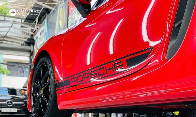 dán PPF Porsche 718