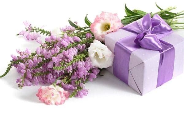 15 Mẫu hoa sinh nhật tặng vợ lãng mạn và ý nghĩa nhất