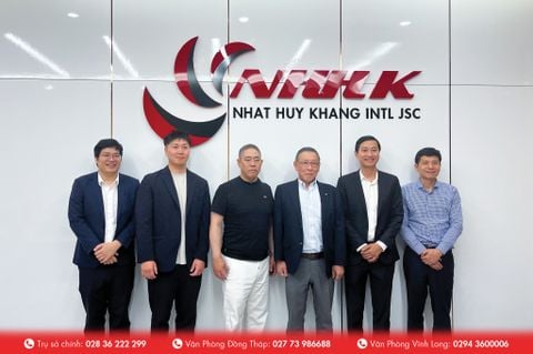 CHỦ TỊCH NGHIỆP ĐOÀN NHẬT BẢN THĂM HỎI - TRÒ CHUYỆN CÙNG THỰC TẬP SINH CÔNG TY NHẬT HUY KHANG