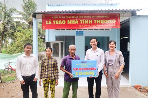 NHẬT HUY KHANG TRAO TẶNG NHÀ TÌNH THƯƠNG - TIẾP THÊM NIỀM TIN CHO HỘ GIA ĐÌNH KHÓ KHĂN TẠI TỈNH TRÀ VINH