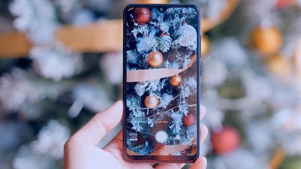 Vivo U1, màn 6.1 inch FullView, Snapdragon 439, pin 4.030mAh