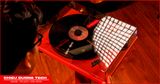 Reloop HiFi Turn 2 Red - Biểu tượng của Analog tinh tế, cầu nối giữa cảm xúc và công nghệ cho người yêu nhạc Vinyl