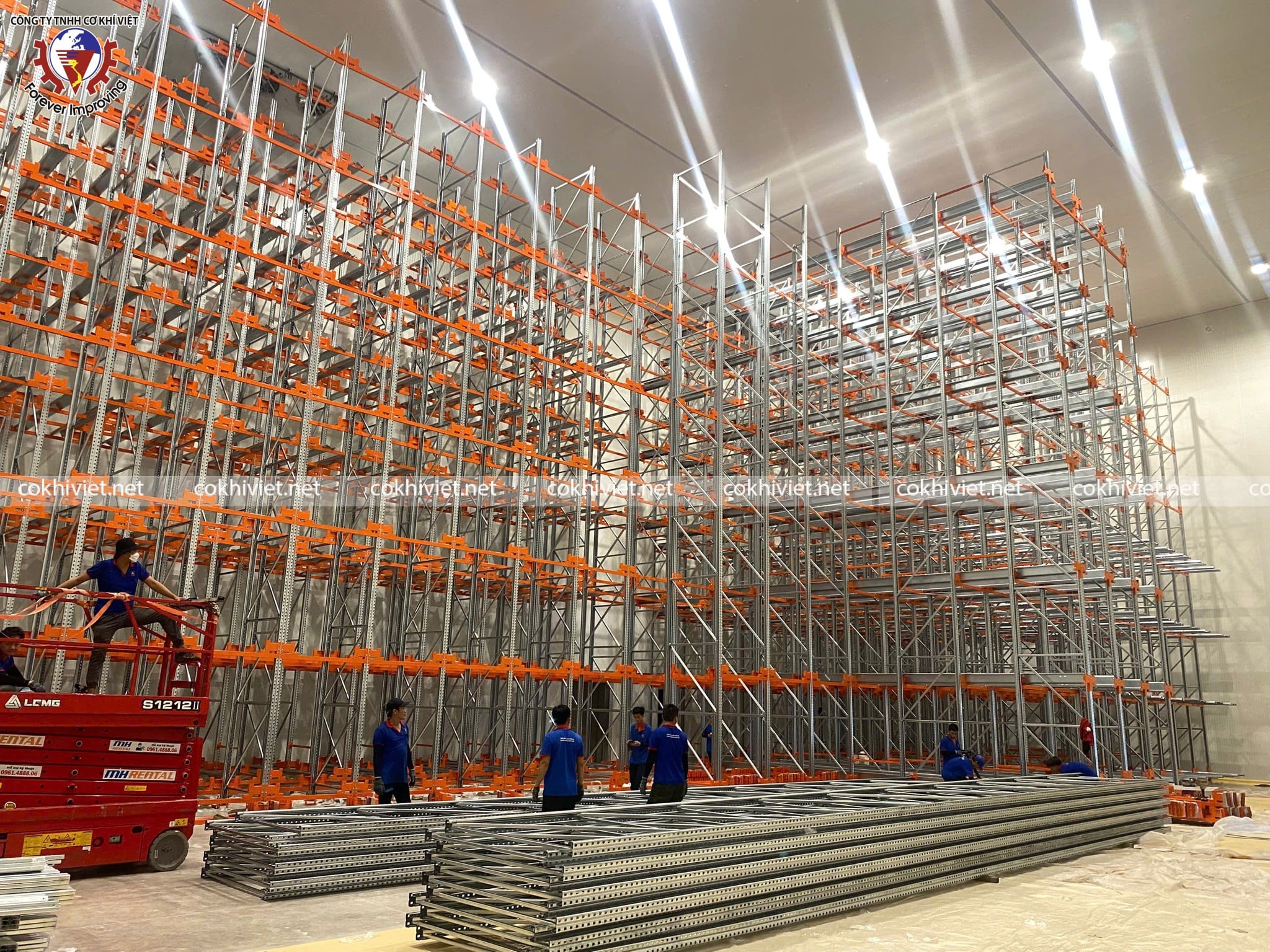 kệ tự động kho lạnh thực phẩm