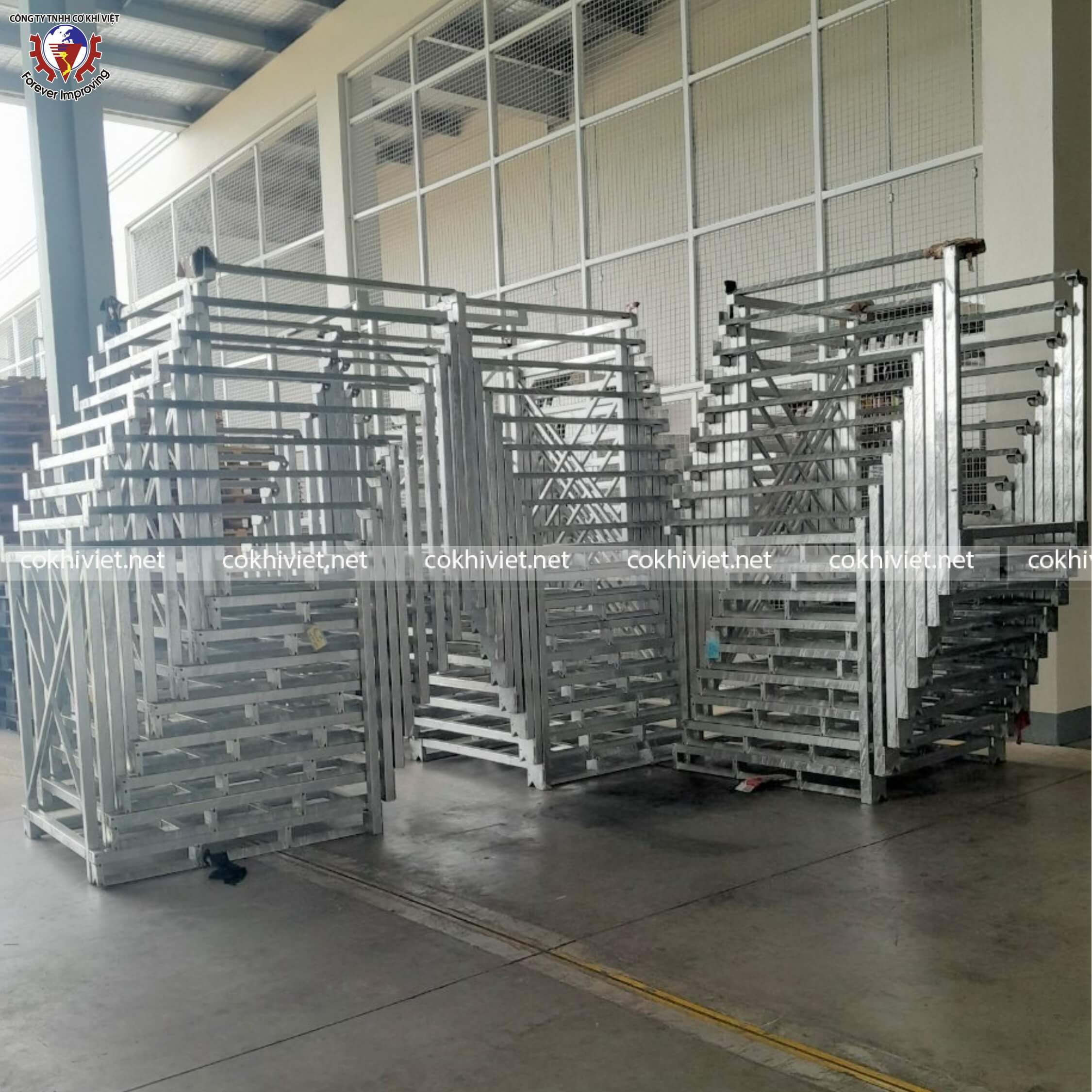 pallet sắt mạ kẽm nhúng nóng