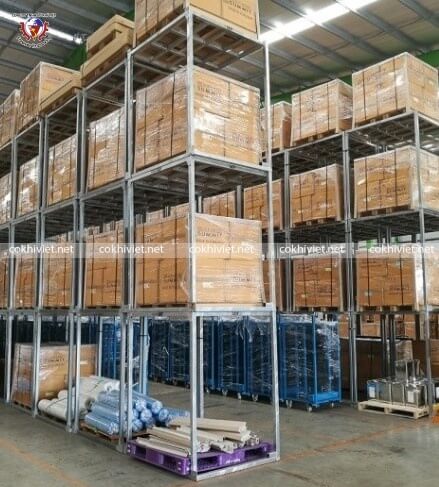 pallet xếp chồng