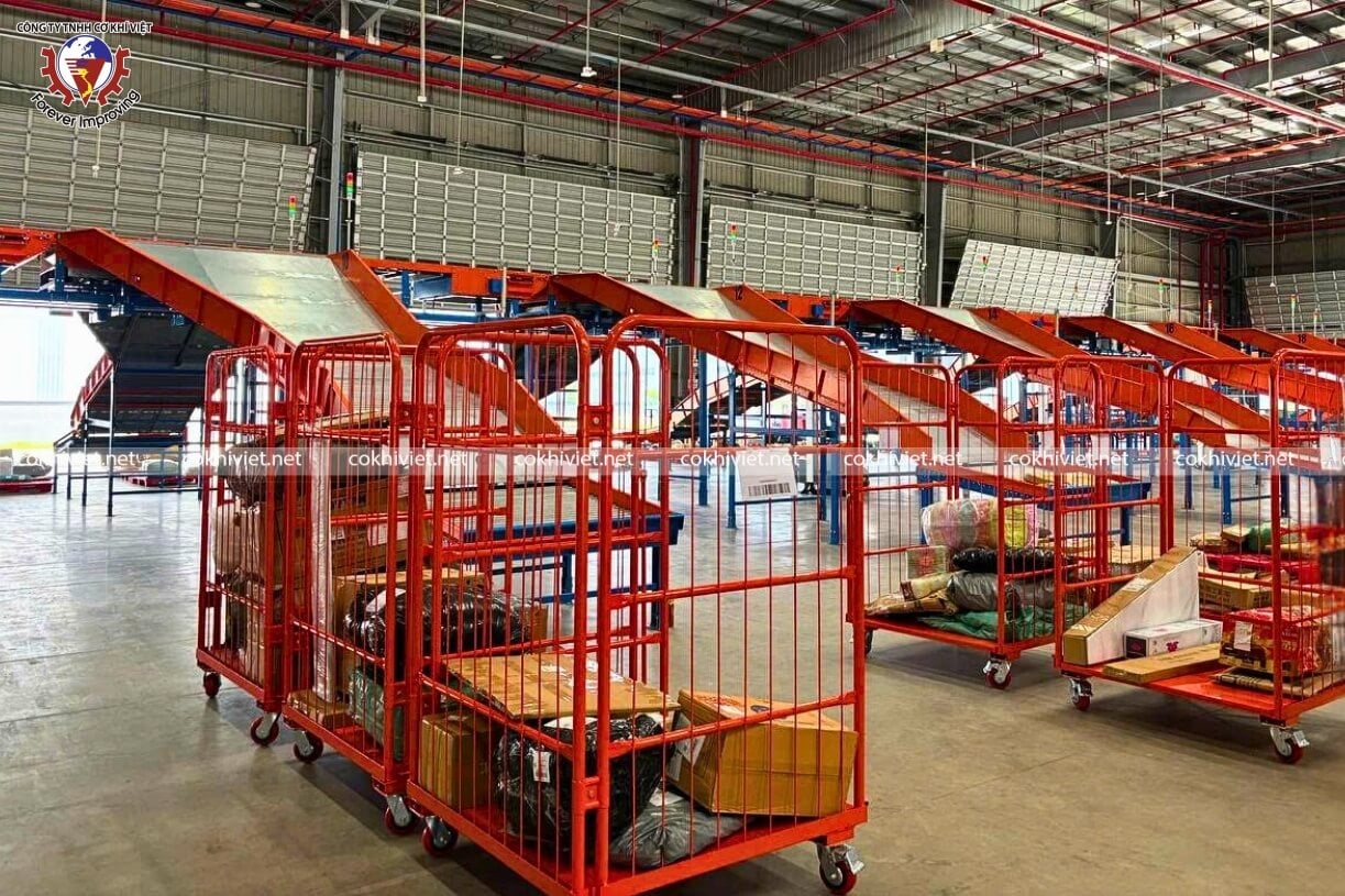 xe đẩy hàng lồng thép