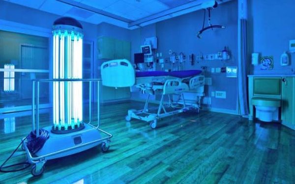 Công tác khử khuẩn bằng bóng đèn tia cực tím tại bệnh viện
