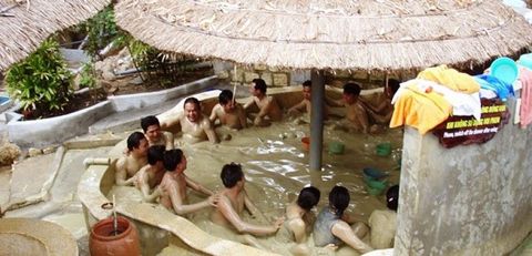 Suối khoáng nóng Tháp Bà trong chương trình giao lưu văn hóa Việt Nhật