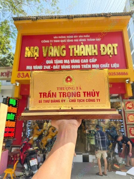 BIỂN CHỨC DANH