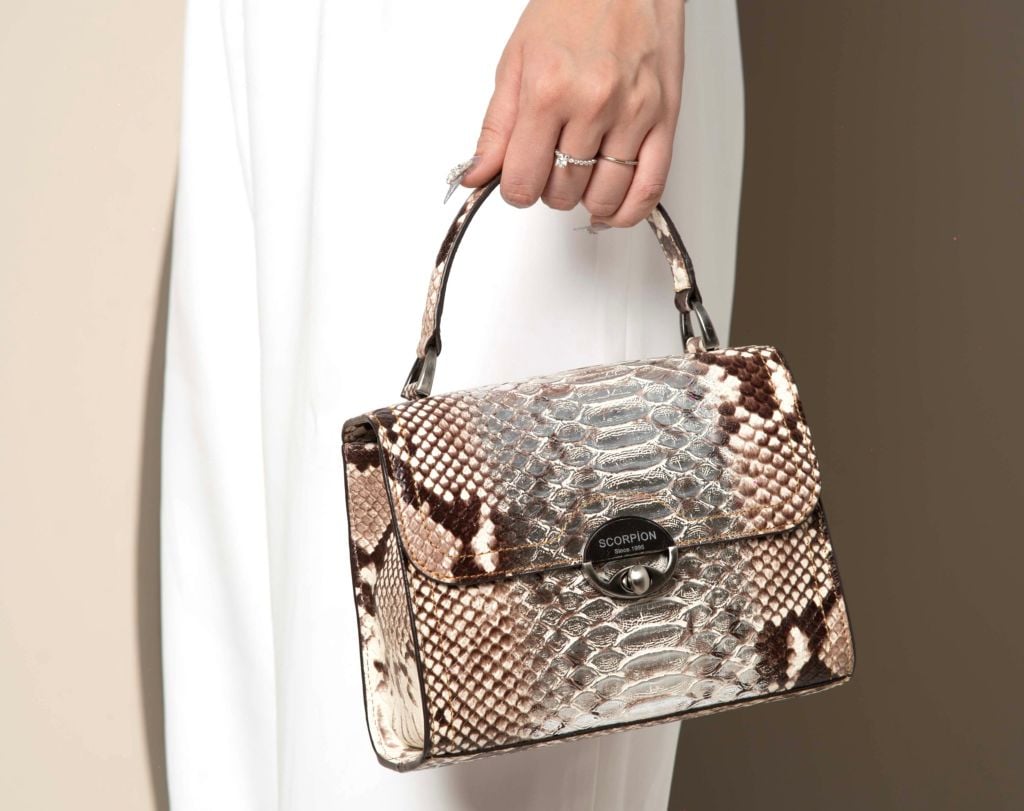 Địa Chỉ Lý Tưởng Để Mua Túi Xách Da Nữ Uy Tín Tại Hà Nội