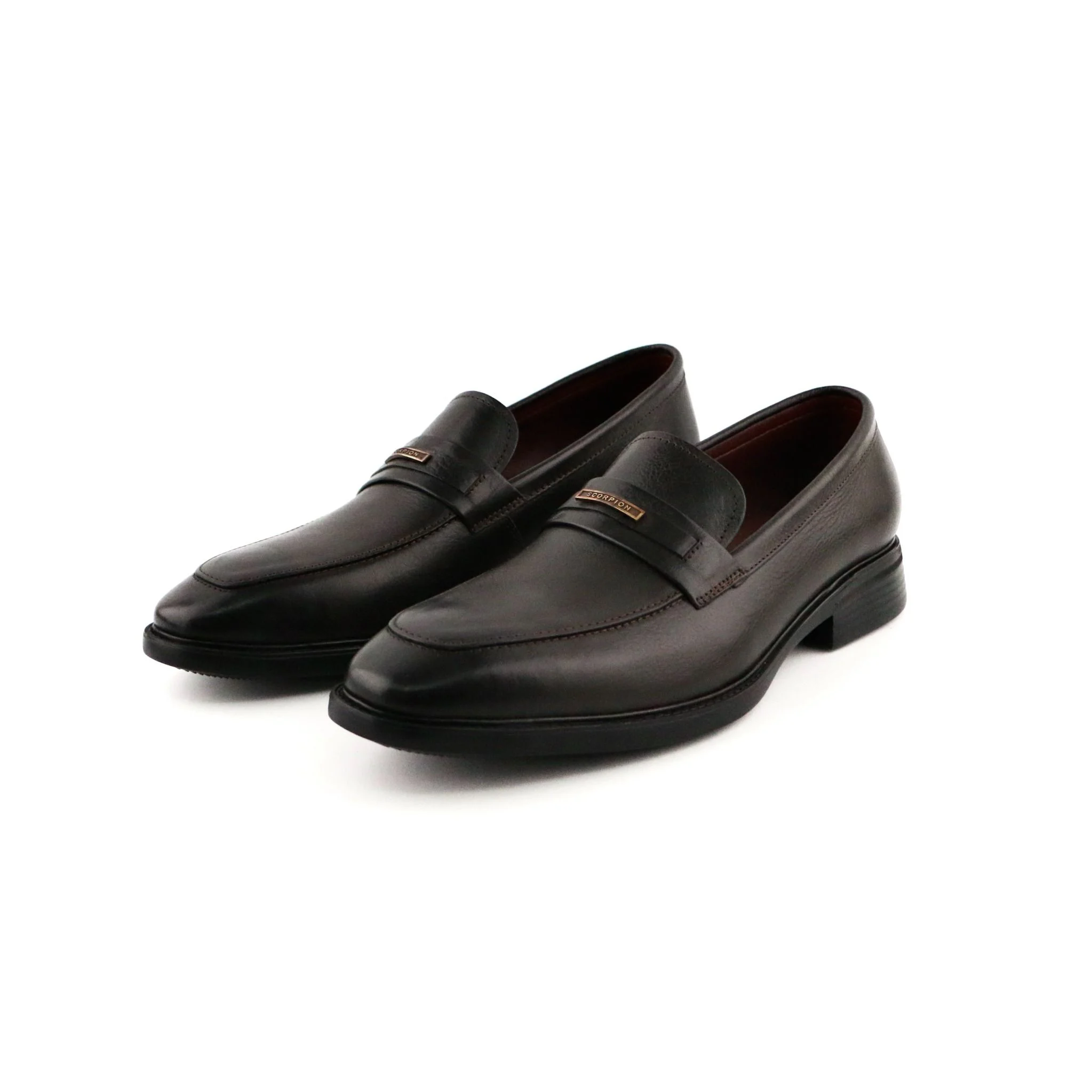 Giày Loafer – Lựa Chọn Hoàn Hảo Cho Phong Cách Nam Giới Hiện Đại