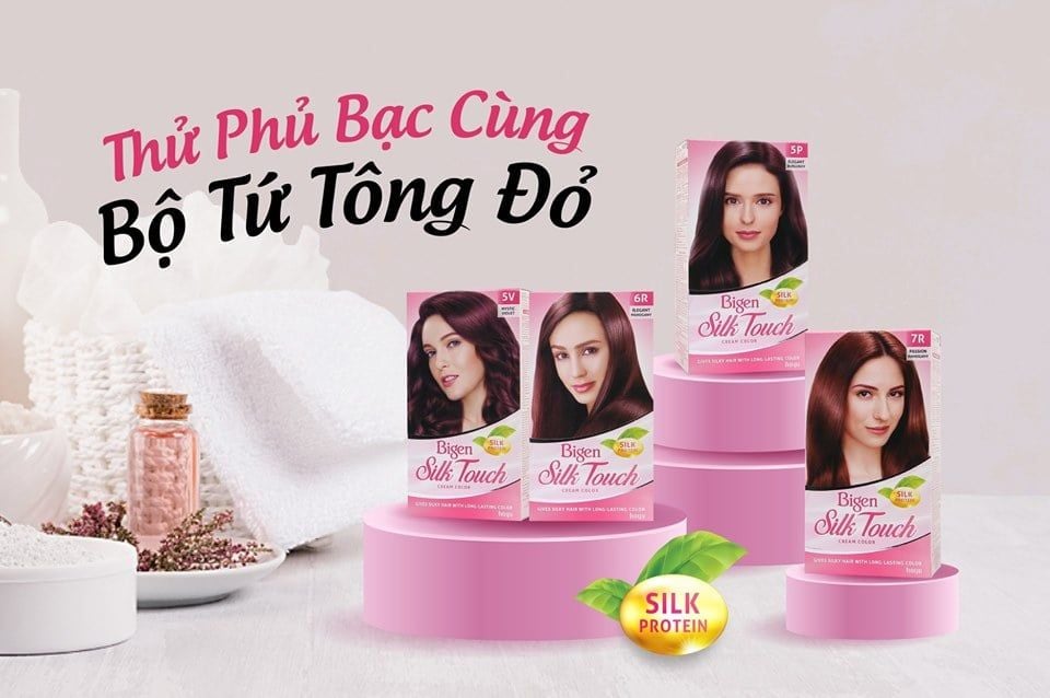 PHỦ BẠC VỚI BỘ TỨ TÔNG ĐỎ