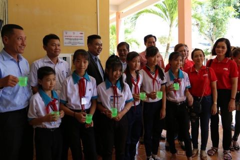 Quỹ “Vì cuộc sống tươi đẹp” của Công ty BHNT Dai-ichi Việt Nam tổ chức lễ bàn giao máy lọc nước cho các trường học tại Bạc Liêu, Cà Mau và Sóc Trăng