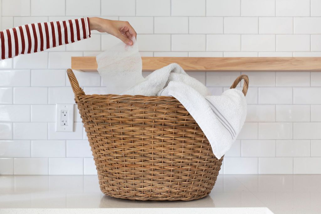 6 BÍ QUYẾT LƯU GIỮ MÙI HƯƠNG THƠM MÁT CHO TỦ QUẦN ÁO