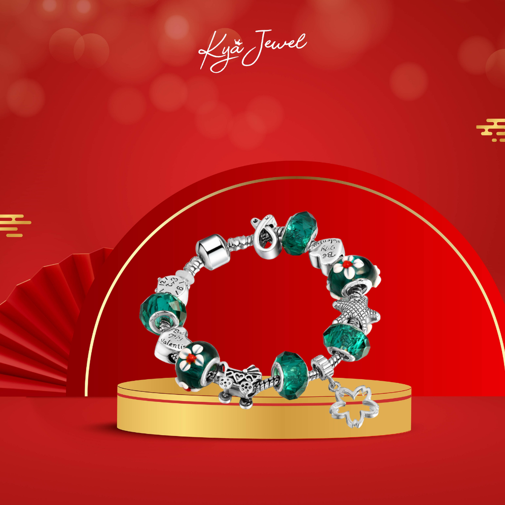 QUÀ TẶNG CUỐI NĂM VỚI NHỮNG MẪU LẮC TAY MÊ HOẶC PHÁI ĐẸP