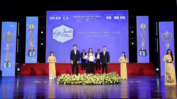 CÔNG TY TNHH ĐẦU TƯ PHÚC AN VIÊN VINH HẠNH KHI TRỞ THÀNH MỘT TRONG TOP 10 THƯƠNG HIỆU XUẤT SẮC CHÂU Á NĂM 2024