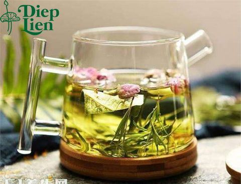 Trà lá sen có thể trừ khí ẩm không? Mùa hè giải nhiệt bằng trà lá sen