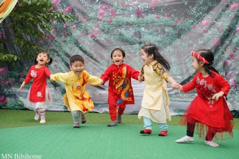 Chào năm Kỷ Hợi