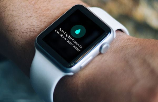 kích hoạt khoá nước an toàn trên apple watch s6