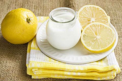 Hướng dẫn làm mặt nạ vitamin E và sữa tươi