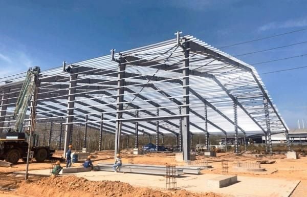 Thi công nhà xưởng khung thép
