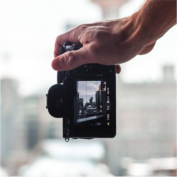 may-anh-sony-alpha-a7-mark-iii-body-only