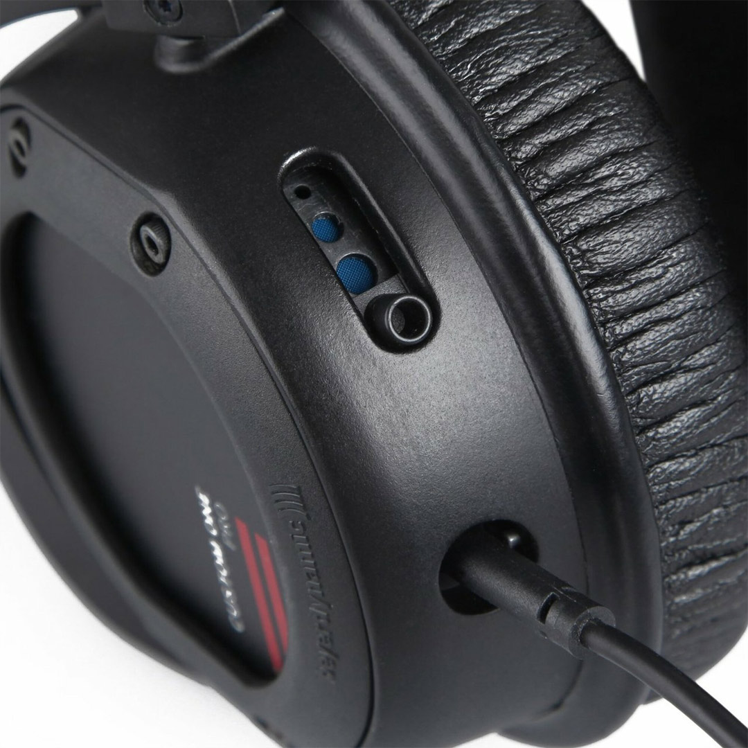 Tai nghe kiểm âm Beyerdynamic Custom One Pro Plus