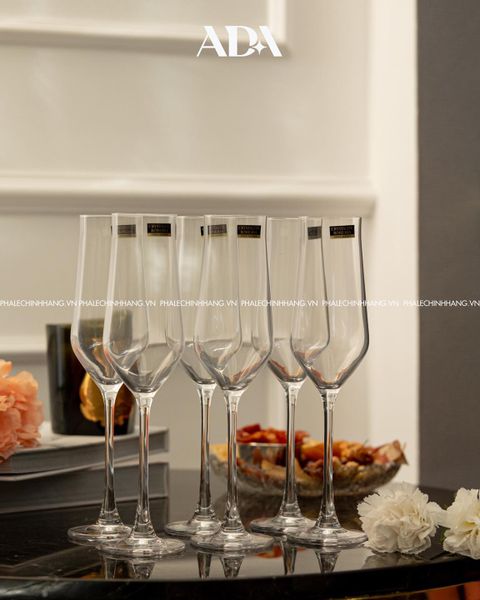 Trọn vẹn tiệc vui, chọn ly champagne pha lê Alca.