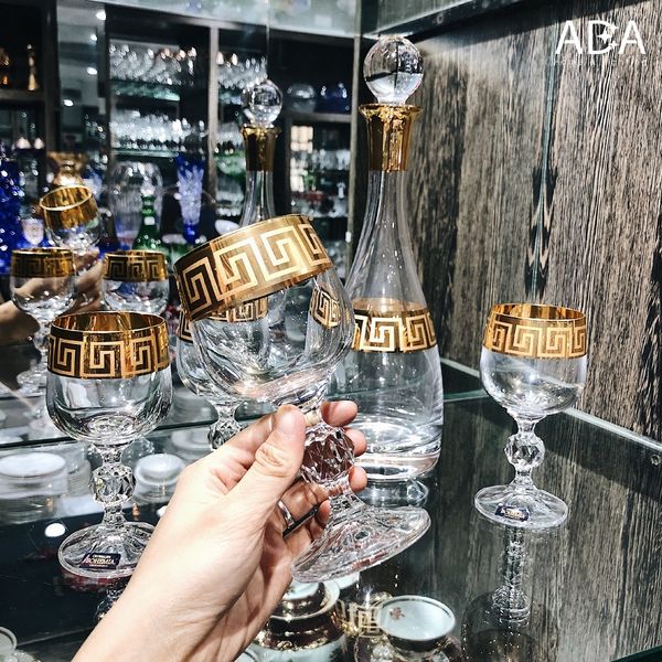 CÁCH LỰA CHỌN BÌNH CHÉN RƯỢU VÀ LY PHÙ HỢP