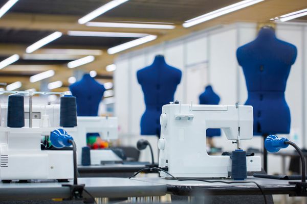 Tiêu chí để lựa chọn xưởng may đồng phục công sở
