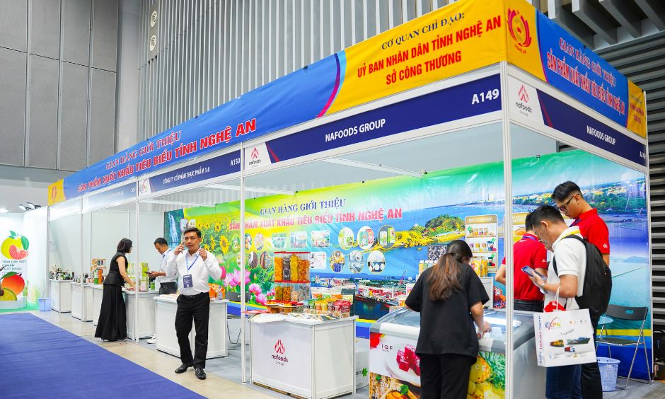 gian hàng nafoods đồng hành cùng gian hàng của tỉnh Nghệ An